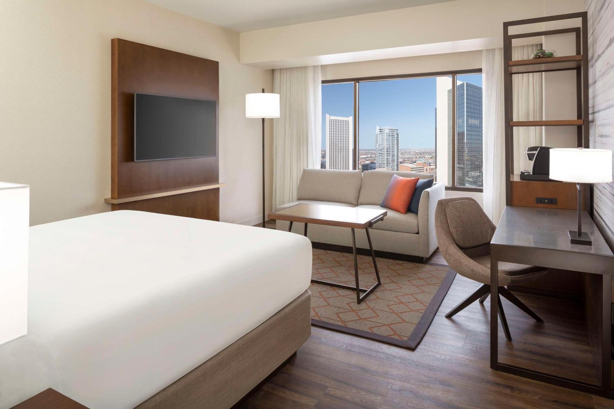 Hyatt Regency Phoenix Downtown - No Destination Fees Exterior foto
